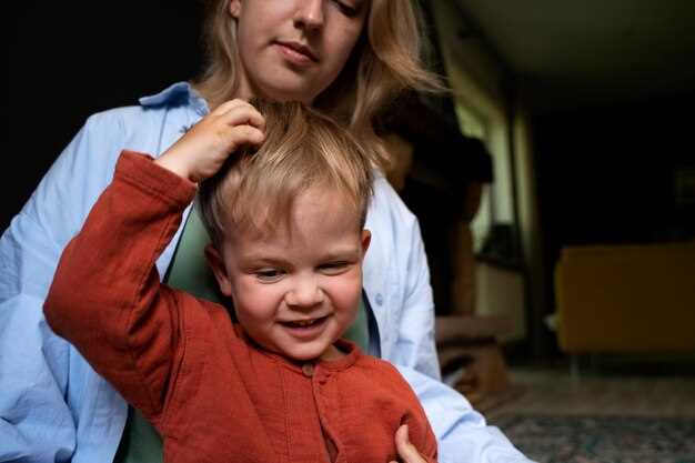 Как облегчить боль в ушке у ребенка дома?