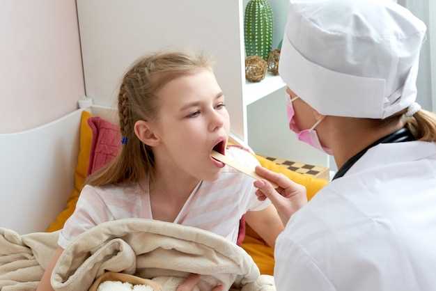 Диагностика гнойничков в горле у ребенка и основные методы их лечения: